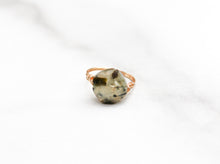 Load image into Gallery viewer, Prehnite Ring