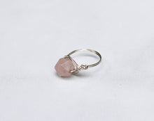 Load image into Gallery viewer, Rose Quartz Ring