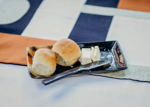 Horn Butter Tray + Knife Natural