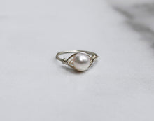 Load image into Gallery viewer, Freshwater Pearl Ring